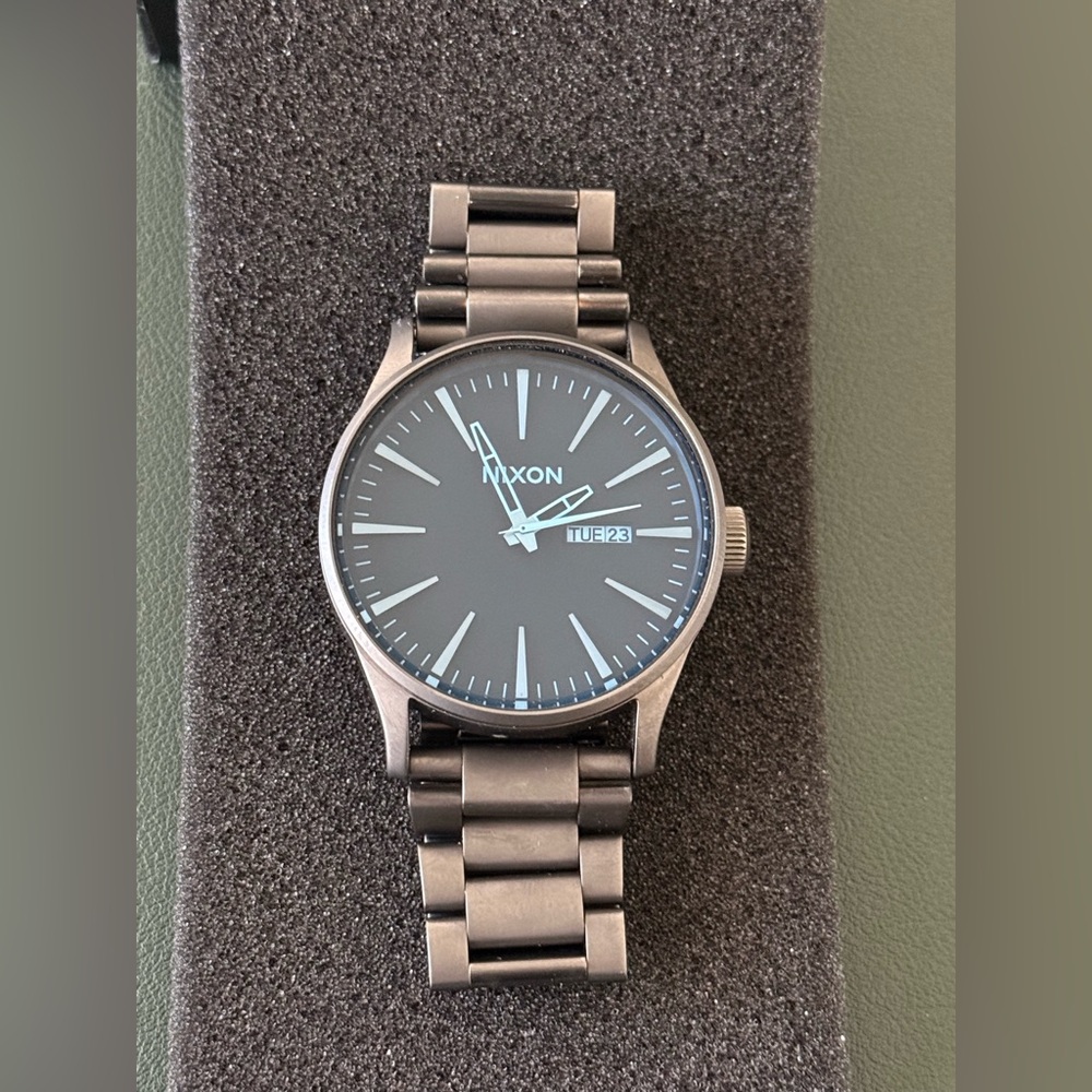 Men’s Nixon Watch Sentry SS 42mm